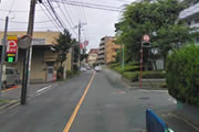 最初の曲がり角